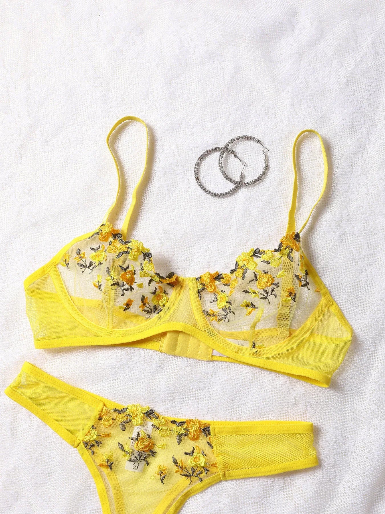 Sun-Kissed Seduction Two-Piece Lingerie Set βπ»