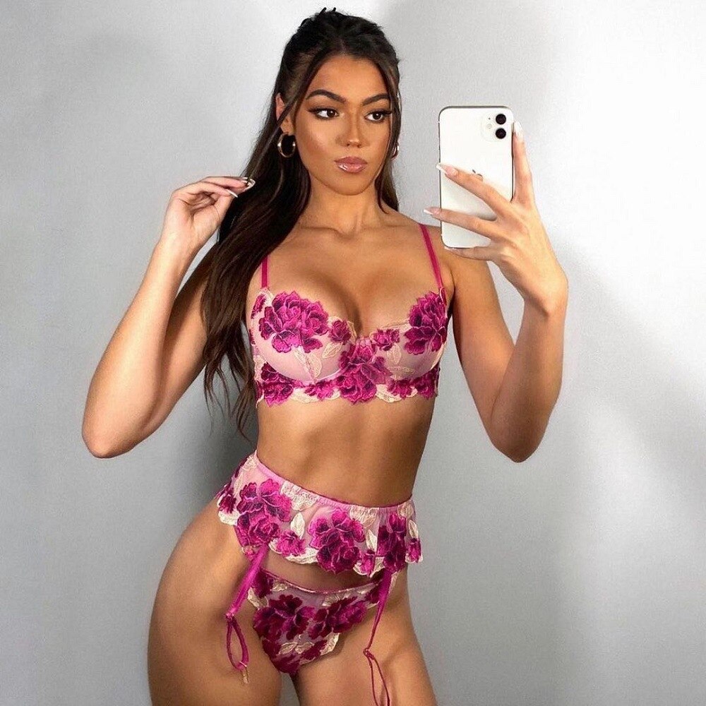 Blooming Rose Buds: Flirty 3-Piece Set 🌹🌹🌹