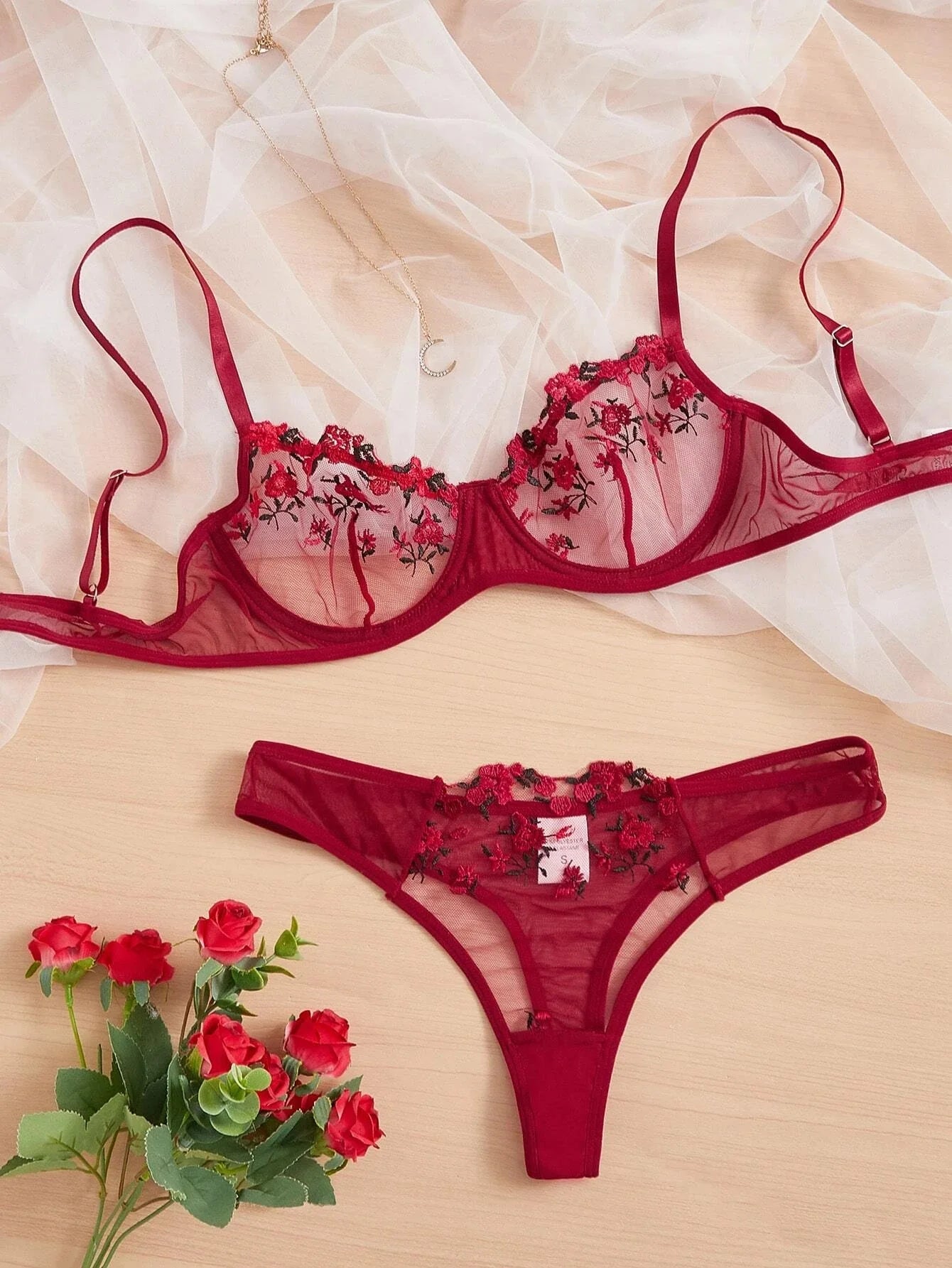 Floral Temptation: Embroidery Bralette Set ❤🌻