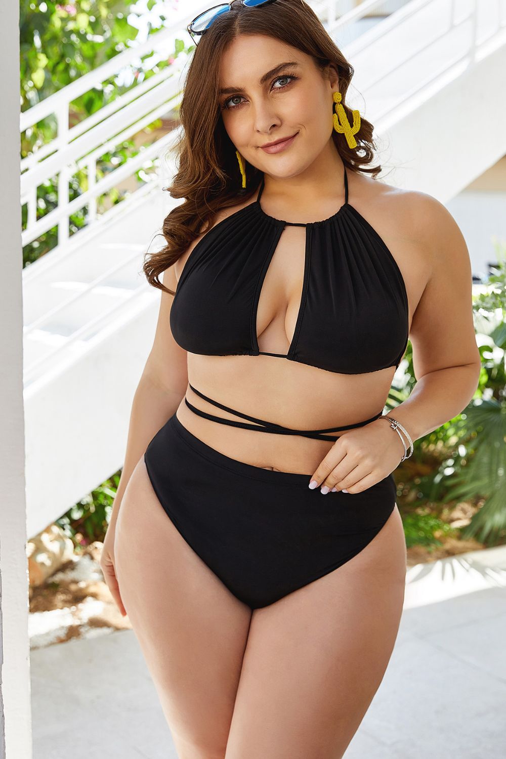 Siren's Seduction: Plus Size Backless Tie Sexy Bikini