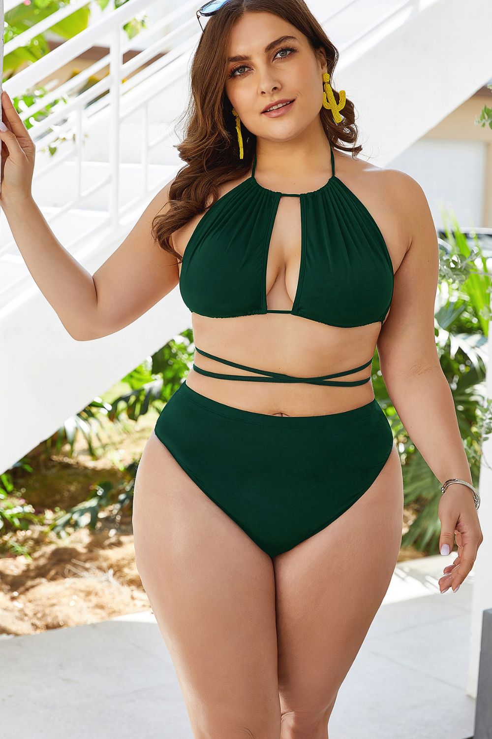 Siren's Seduction: Plus Size Backless Tie Sexy Bikini