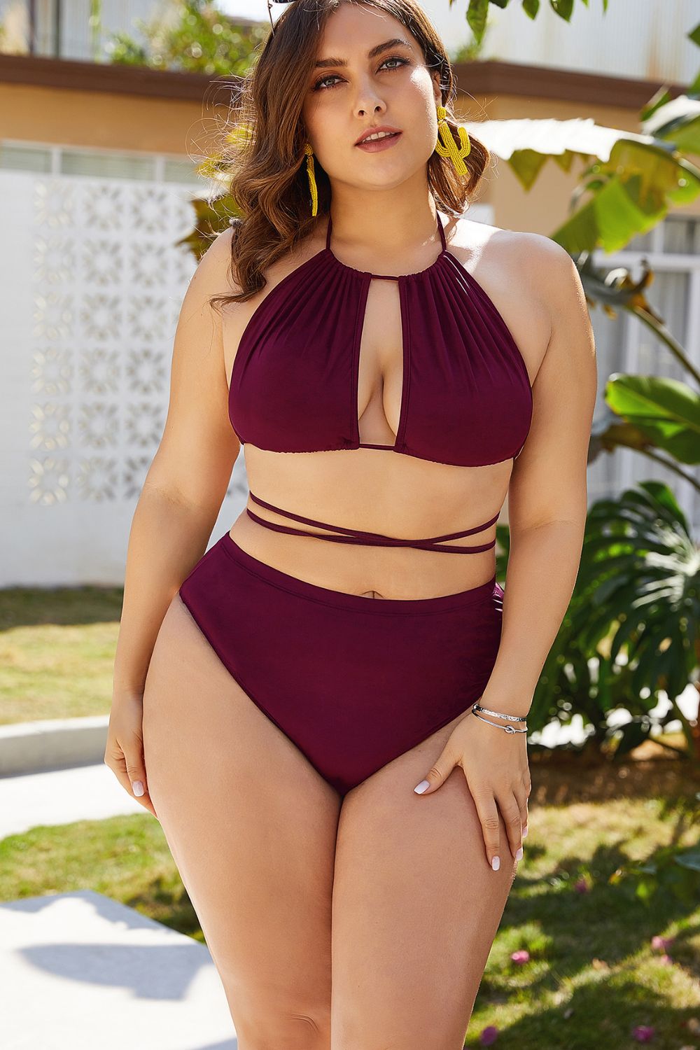 Siren's Seduction: Plus Size Backless Tie Sexy Bikini